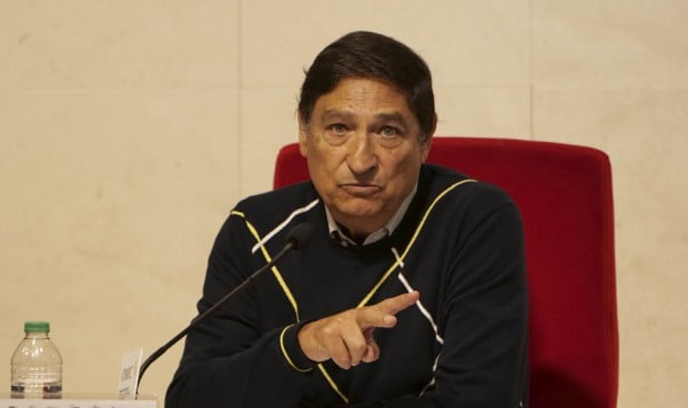 Hermenegildo Marcos, representante nacional de Médicos de Atención Rural en la Organización Médica Colegial (OMC), habla sobre las viviendas en zonas rurales para médicos.