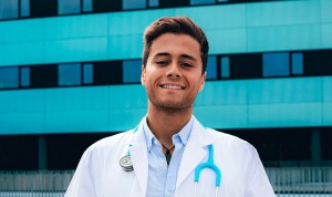 "Las redes son capaces de enseñar cómo es de verdad la vida del médico"