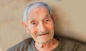 Alberto Durán, el 'supermédico' de 90 años con seis especialidades