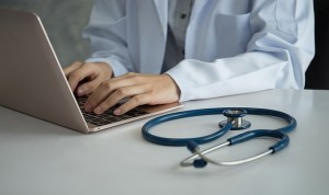 El SNS, hacia una digitalización que controle el trabajo médico y enfermero