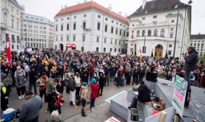 Europa se rearma ante la expansión del covid: estas son sus restricciones 