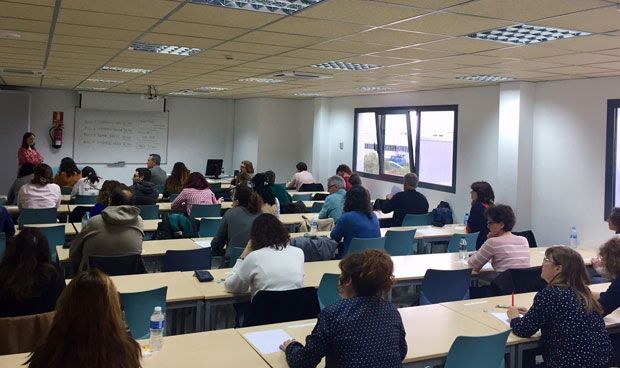 114 sanitarios acuden a las pruebas de catalán para trabajar en Baleares