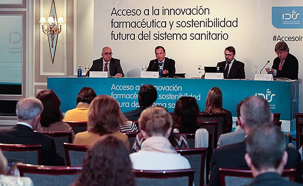 "Las nuevas tecnologías van a cambiar las formas de pago en sanidad"