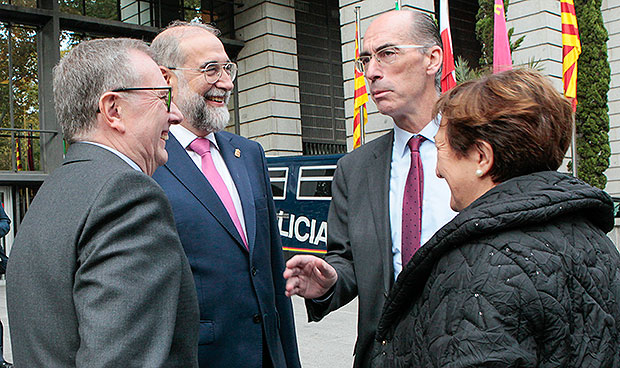 Sanidad anuncia un decreto para crear nuevas especialidades médicas