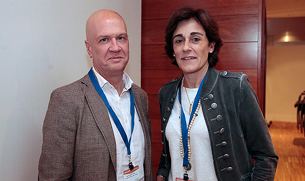 Los médicos pierden dinero al acceder a cargos directivos