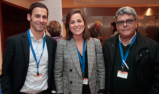 Los médicos pierden dinero al acceder a cargos directivos