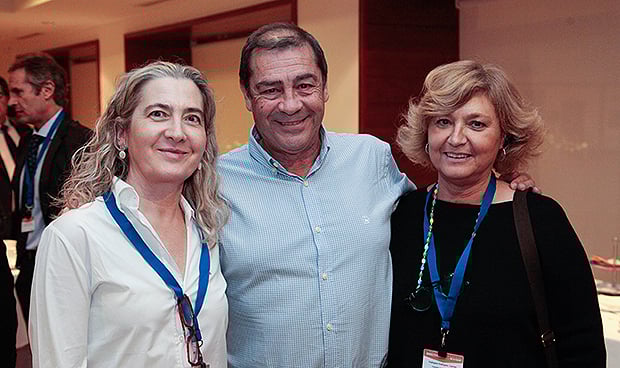 Los médicos pierden dinero al acceder a cargos directivos