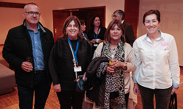 Los médicos pierden dinero al acceder a cargos directivos