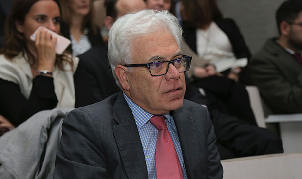 "Las becas Gilead son una apuesta por la investigación biomédica en España"