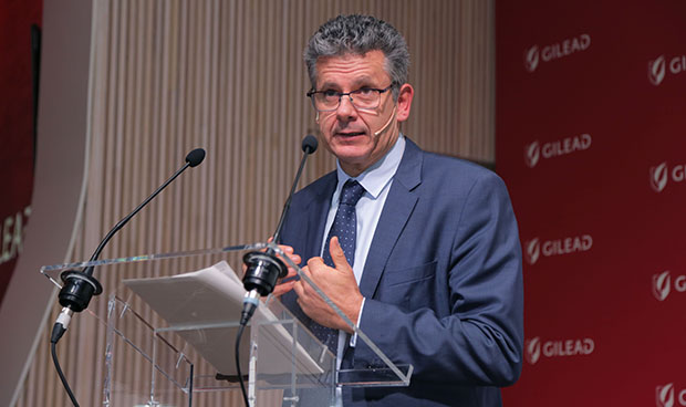"Las becas Gilead son una apuesta por la investigación biomédica en España"