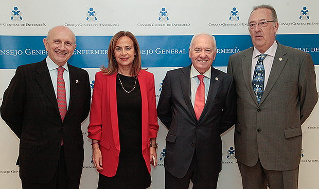 La enfermería española "estrena casa" en Madrid, reabre su sede histórica