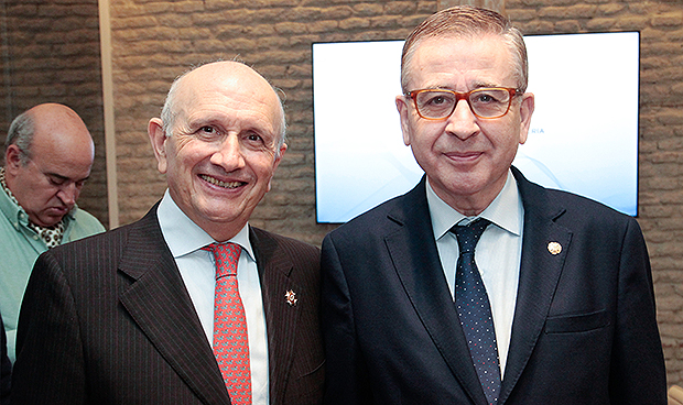 La enfermería española "estrena casa" en Madrid, reabre su sede histórica