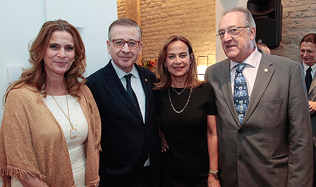 La enfermería española "estrena casa" en Madrid, reabre su sede histórica