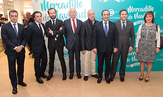 Cofares 'recibe' a la Navidad con su tradicional mercadillo solidario