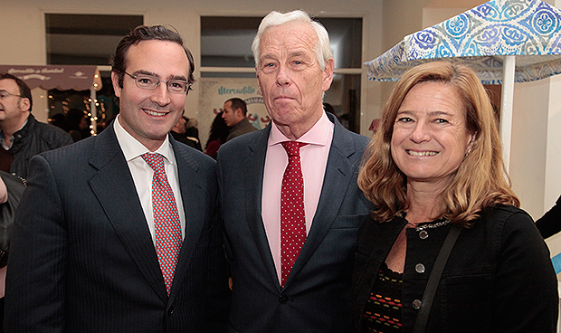 Cofares 'recibe' a la Navidad con su tradicional mercadillo solidario