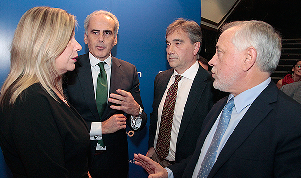 La Enfermería española premia poner "el alma en el cuidado de las personas"