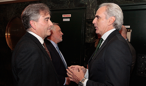 La Enfermería española premia poner "el alma en el cuidado de las personas"