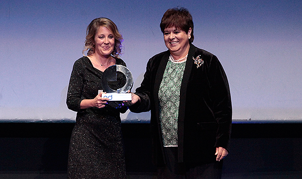 La Enfermería española premia poner "el alma en el cuidado de las personas"