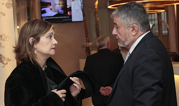 Santalices, presidente del parlamento gallego, insignia de Oro Asomega 2018