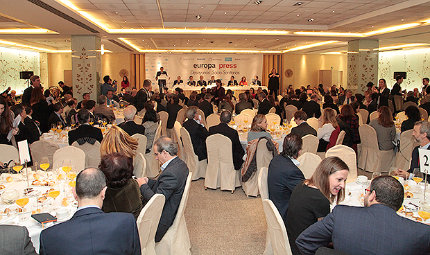 Madrid anuncia una gran reforma de AP y el impulso de sus Urgencias