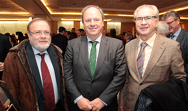 Madrid anuncia una gran reforma de AP y el impulso de sus Urgencias