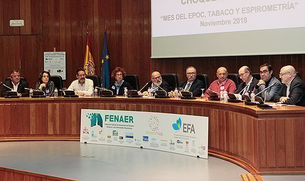 El Ministerio de Sanidad se queda solo en su defensa de los visados en EPOC