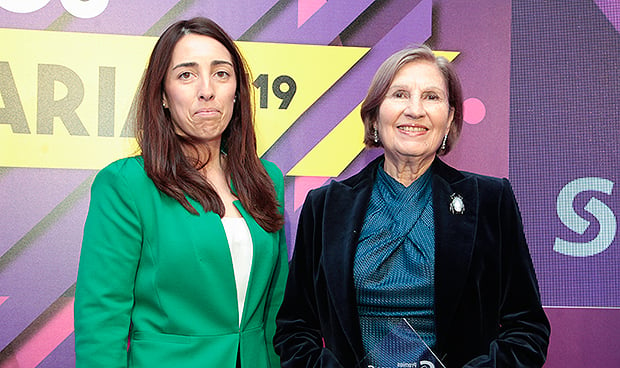 "Estos premios ayudan a normalizar los referentes femeninos en la sanidad"