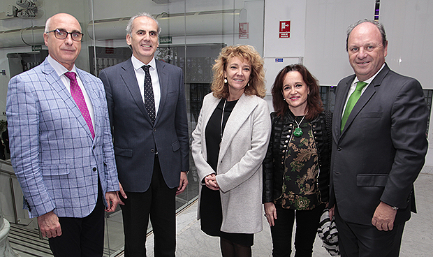 "Cuesta llegar a puestos directivos en sanidad, pero llegamos bien armadas"