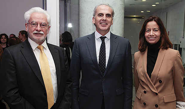 "La sanidad es la punta de lanza de la mujer para otras profesiones"