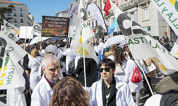 Manifestación del 7-M: "Pedimos dignidad para los médicos y los pacientes"