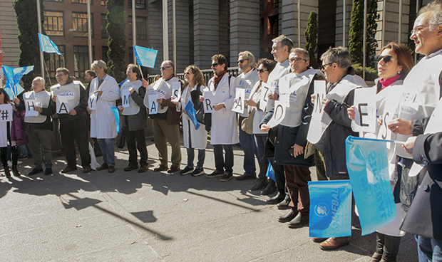 Manifestación del 7-M: "Pedimos dignidad para los médicos y los pacientes"