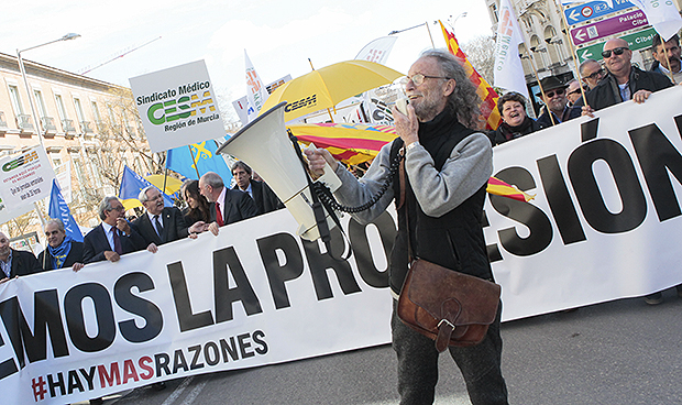 Manifestación del 7-M: "Pedimos dignidad para los médicos y los pacientes"