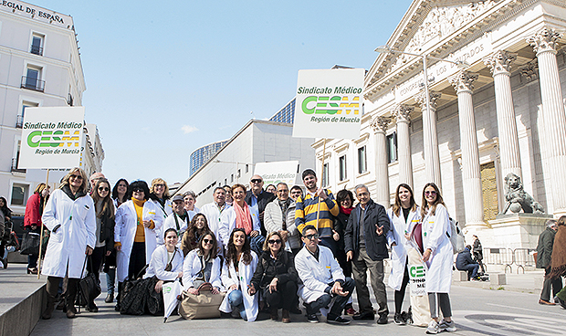 Manifestación del 7-M: "Pedimos dignidad para los médicos y los pacientes"