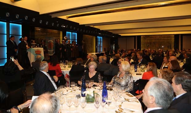 La Orden de la Vieira homenajea a Asomega por su 25 aniversario