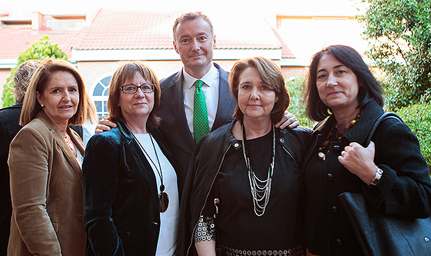 "Los profesionales de la sanidad madrileña merecen nuestro reconocimiento"