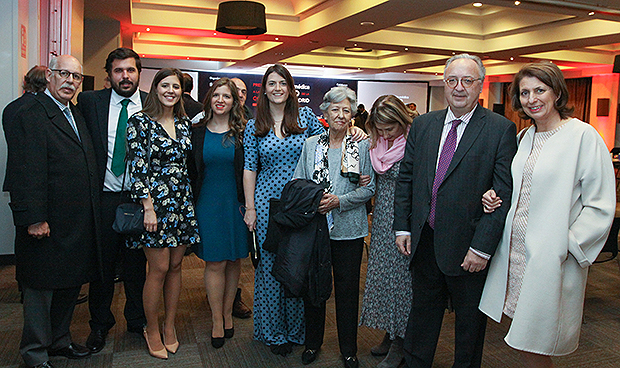 "Los profesionales de la sanidad madrileña merecen nuestro reconocimiento"
