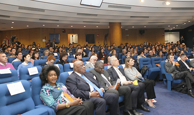 "España es referente mundial en desarrollo de fármacos y vacunas de GSK"