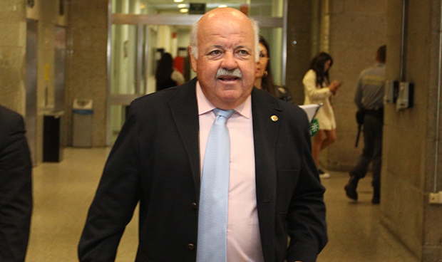 Interterritorial: pacto contra el desabastecimiento; dudas de acceso a CART