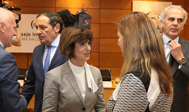 Interterritorial: pacto contra el desabastecimiento; dudas de acceso a CART