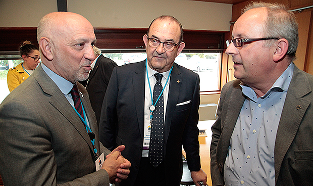 "La mayor innovación del SNS no es el Big Data sino la empatía del médico"