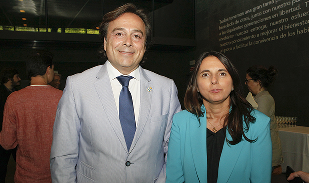 "El sistema sanitario español es inviable tal como está"