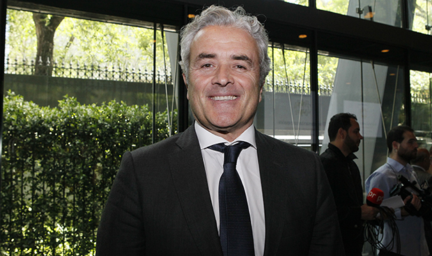 "El sistema sanitario español es inviable tal como está"