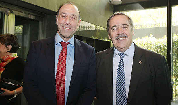 "El sistema sanitario español es inviable tal como está"