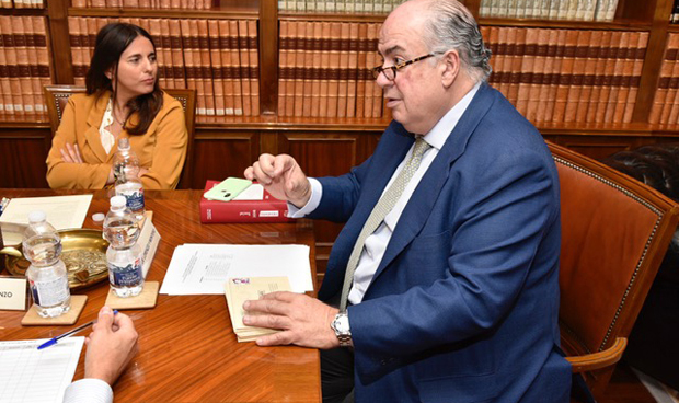 Ricardo De Lorenzo, reelegido como presidente de la AEDS