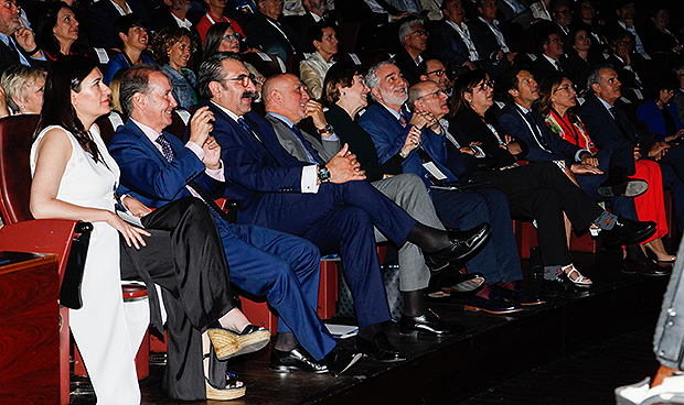 Janssen premia la unión de lo afectivo y lo efectivo en la sanidad española