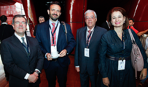 Janssen premia la unión de lo afectivo y lo efectivo en la sanidad española