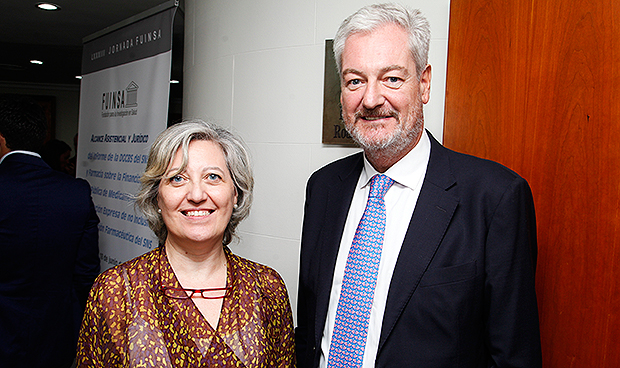 El criterio de Farmacia en financiación es "opaco" y "posiblemente ilegal"