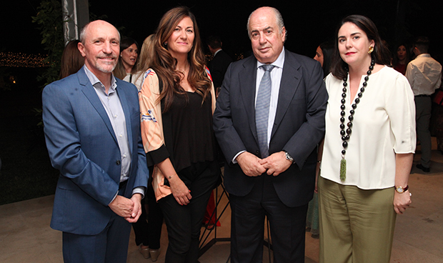 "Los profesionales del SNS han logrado una sanidad más justa y humana"