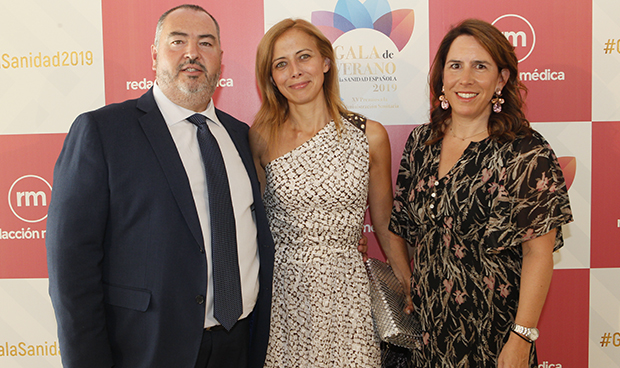 "Los profesionales del SNS han logrado una sanidad más justa y humana"