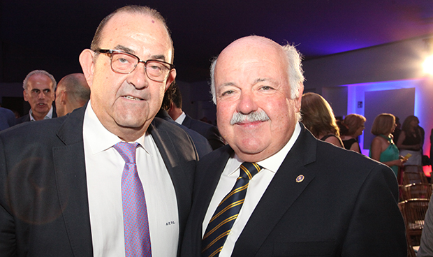 "Los administradores somos catalizadores y dinamizadores de la sanidad"